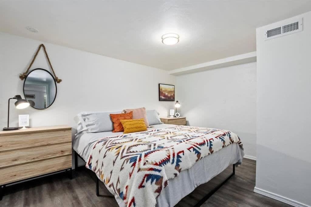 #Stayinmydistrict Twin Falls Pendleton Chic Suite Екстериор снимка